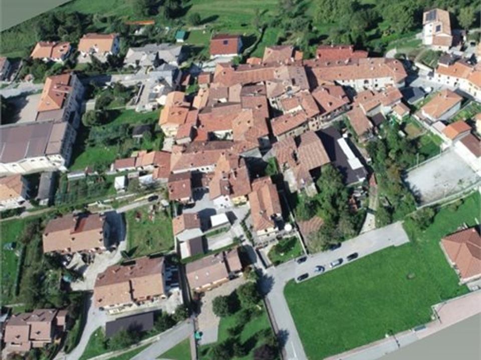 Erhvervsejendom i Colle Brianza, Lecco - foto 1