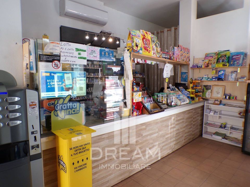 Erhvervsejendom i Cagliari, Cagliari - foto 2