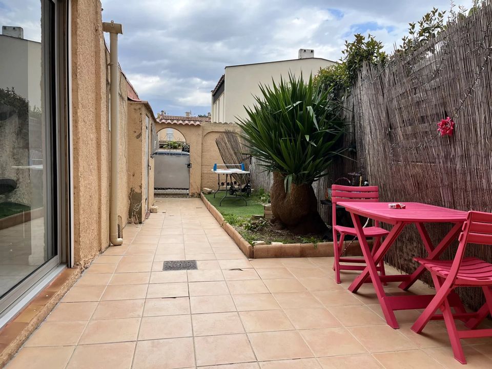 Villa i Istres, Bouches-du-Rhone - foto 1