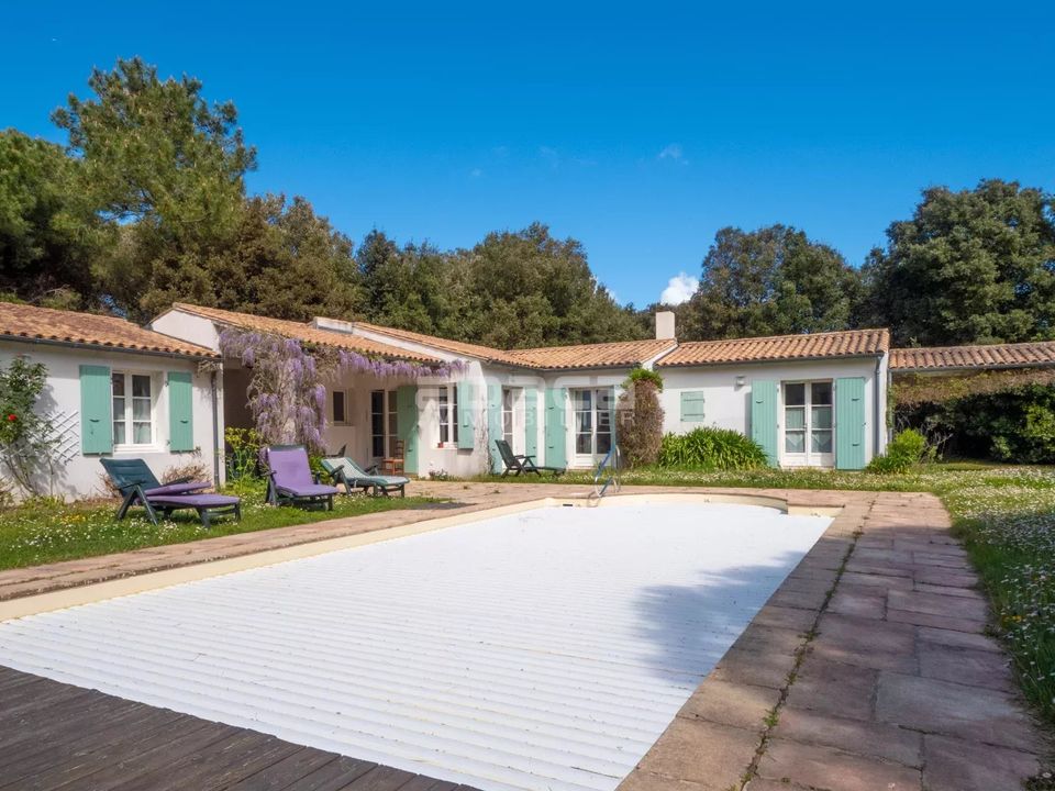 Villa i Les Portes-en-Ré, Charente-Maritime - foto 1