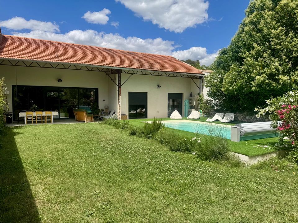 Villa i Saint-Chaptes, Gard - foto 1