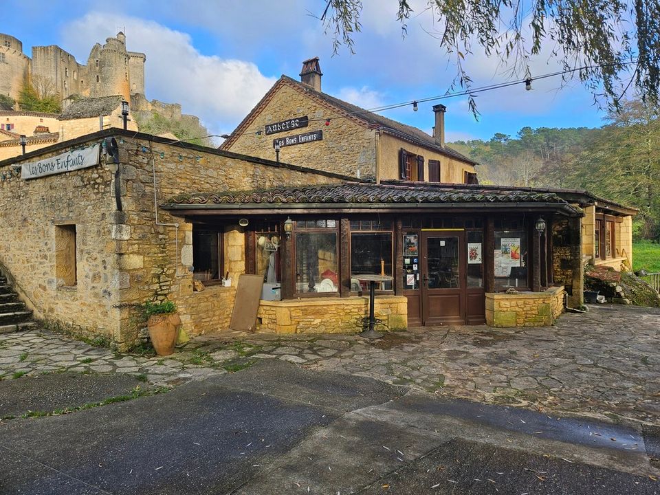 Erhvervsejendom i Saint-Front-sur-Lemance, Lot-et-Garonne - foto 1