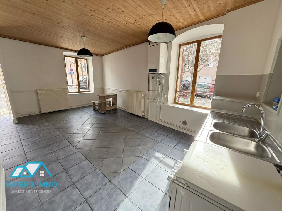Villa i Brioude, Haute-Loire - bilde 1