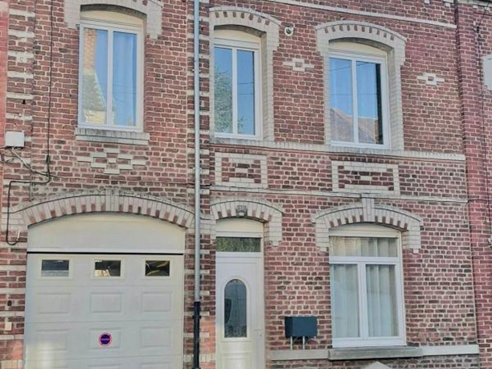 Radhus i Caudry, Nord - foto 1