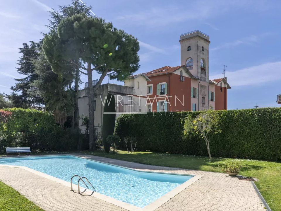 Lejlighed i Saint-Laurent-du-Var, Alpes-Maritimes - foto 2