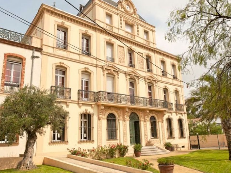 Propriedade comercial em Le Soler, Pyrenees-Orientales - foto 1