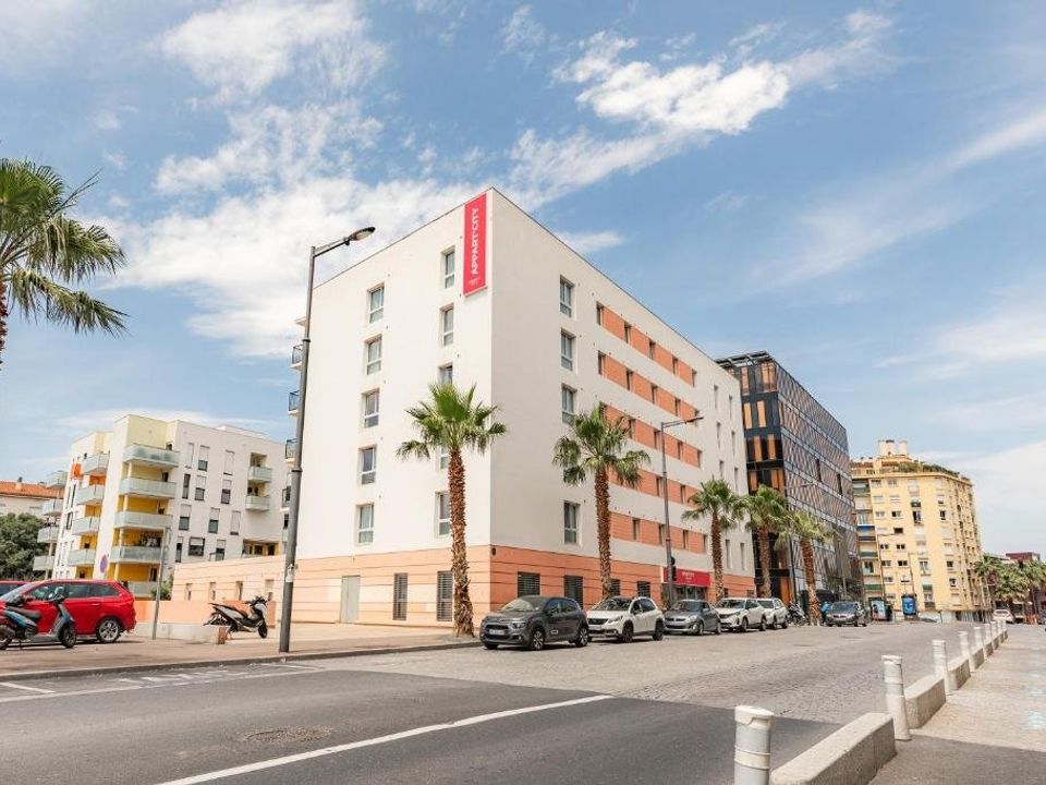 Propriedade comercial em Perpignan, Pyrenees-Orientales - foto 1