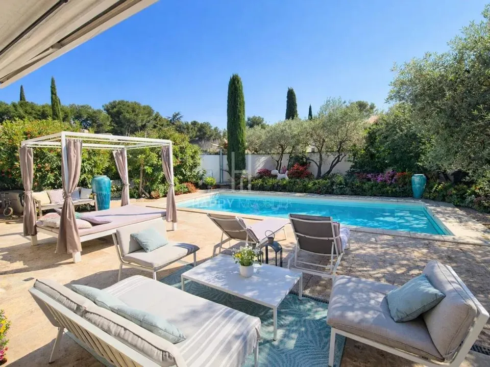 Villa i Saint-Remy-de-Provence, Bouches-du-Rhone - foto 3