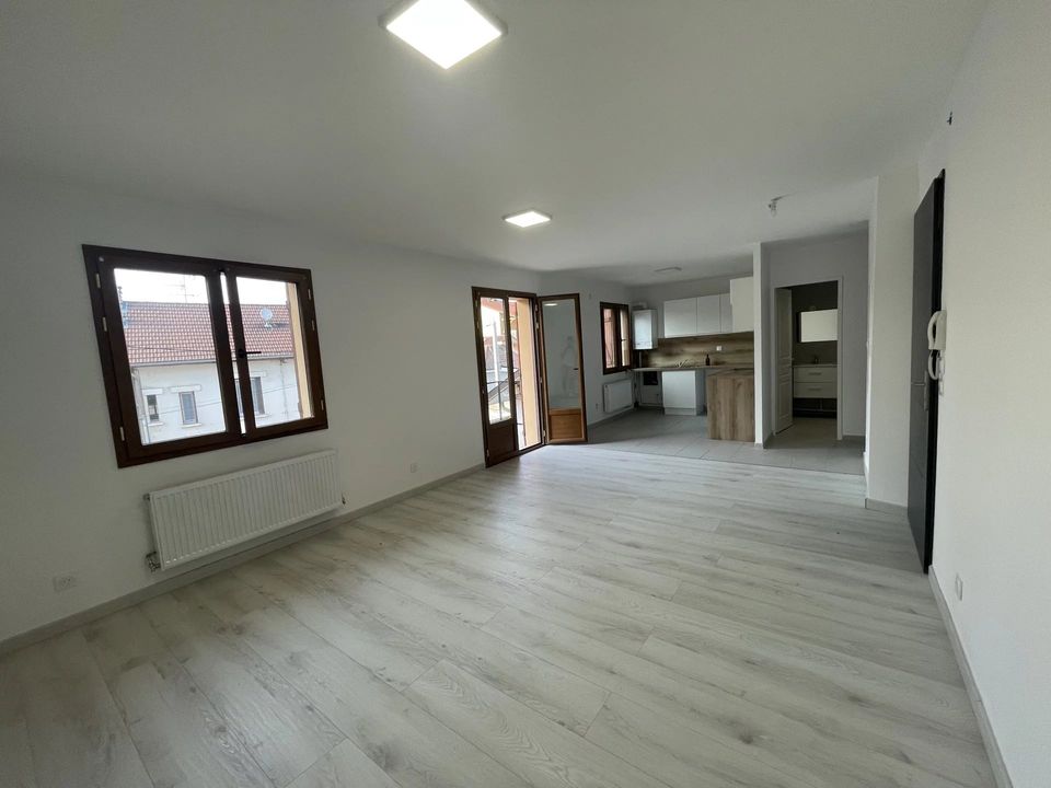 Lejlighed i La Tour-du-Pin, Isere - foto 5
