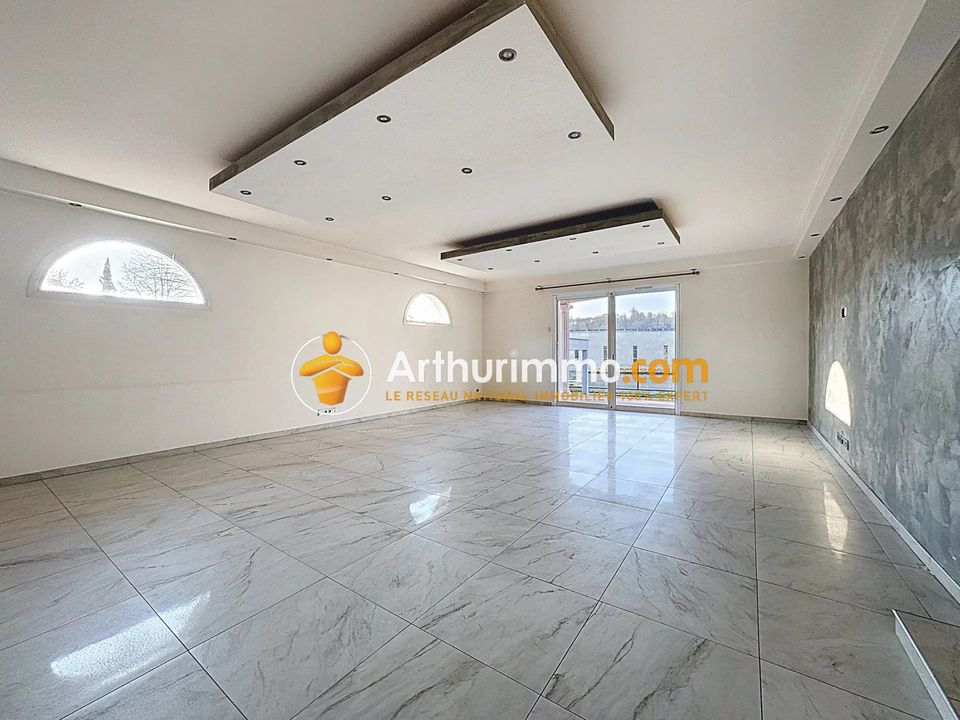 Villa i Saint-Clair-de-la-Tour, Isere - foto 3