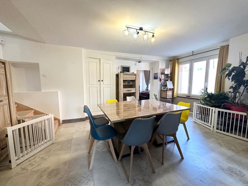 Villa in Macon, Saone-et-Loire - foto 2