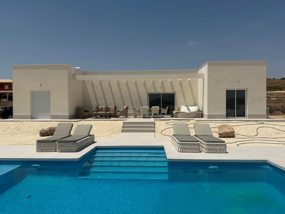Villa i Pinoso, Alicante - foto 1
