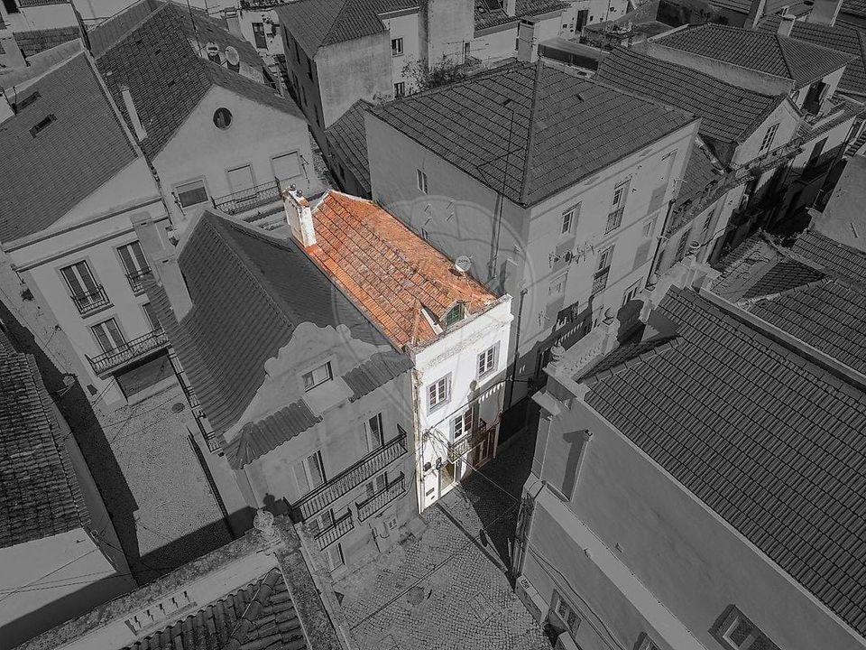 Commercial property in Alcacer do Sal, Setubal - photo 1