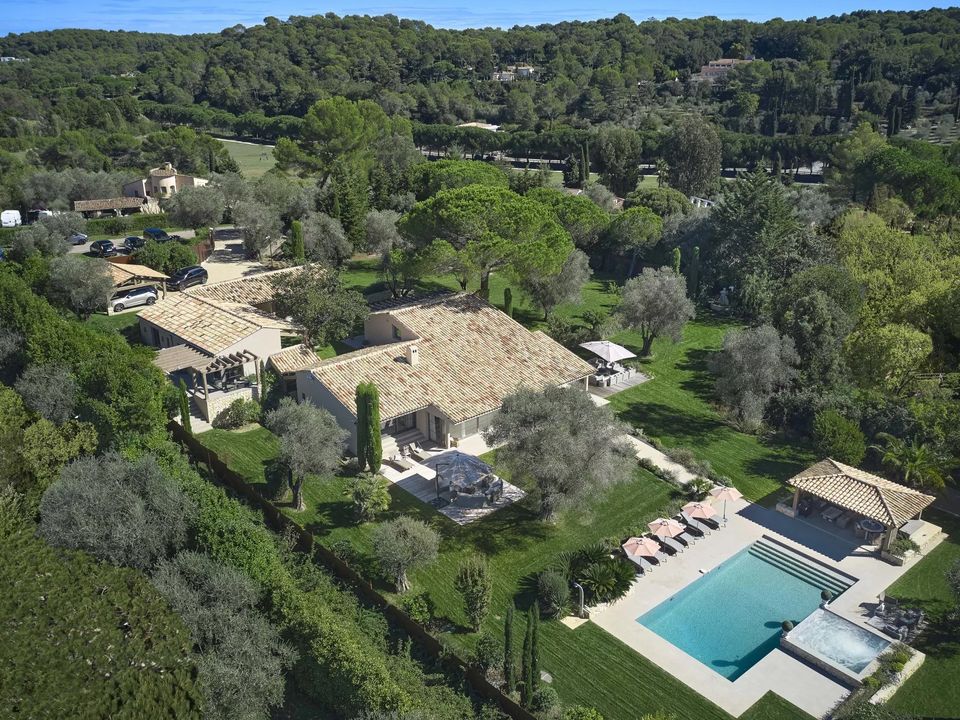 Villa i Mougins, Alpes-Maritimes - foto 1