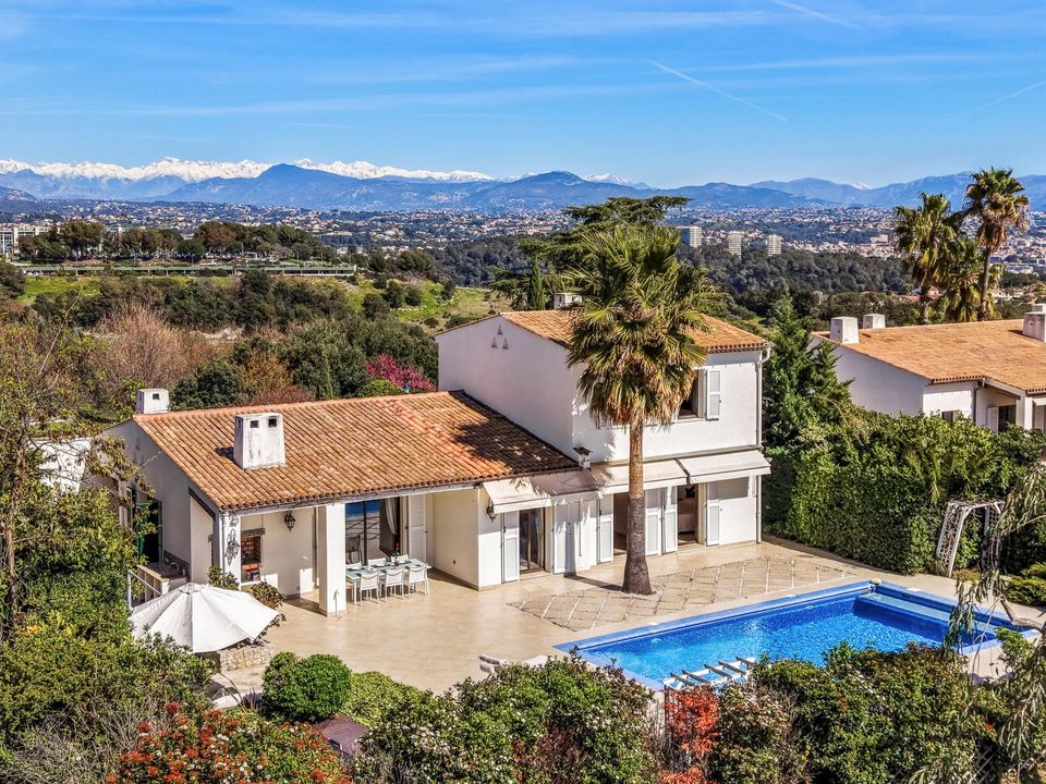 Villa i Villeneuve-Loubet, Alpes-Maritimes - foto 3