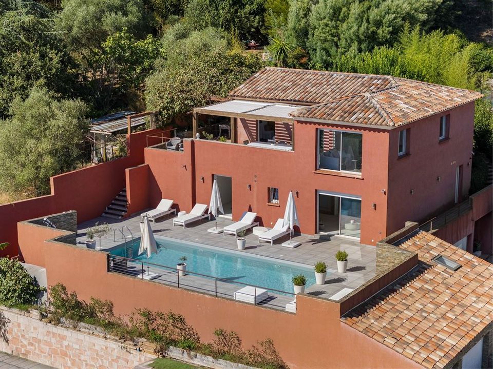 Villa i Les Adrets-de-l'Esterel, Var - foto 1