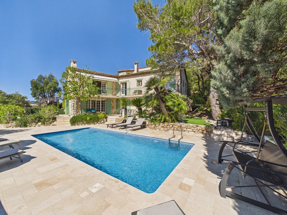 Villa i Mandelieu-la-Napoule, Alpes-Maritimes - foto 2