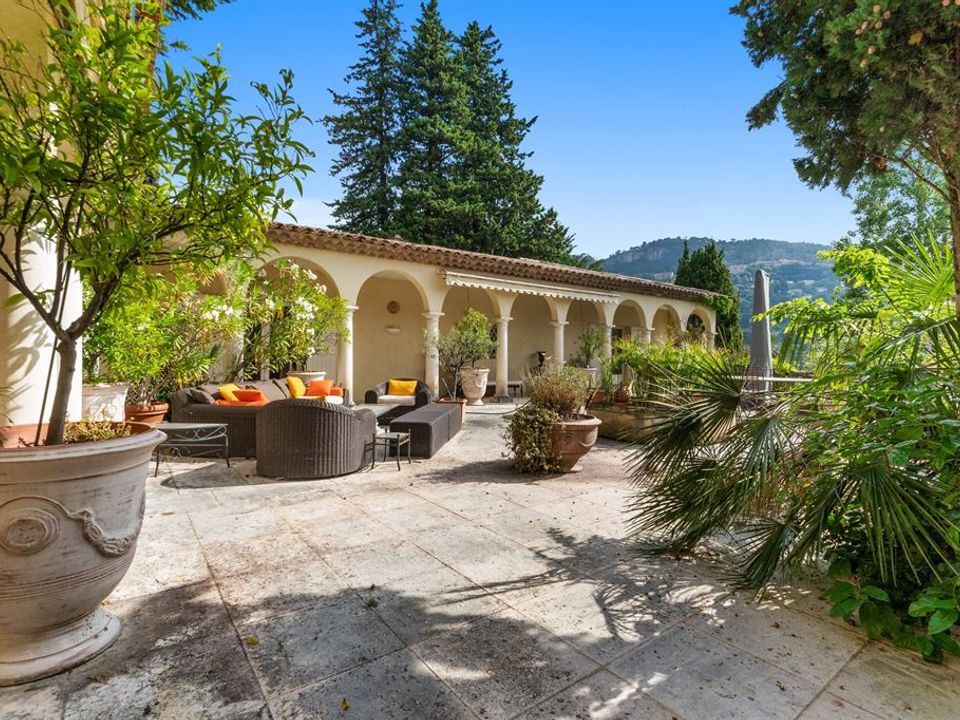 Villa i Grasse, Alpes-Maritimes - foto 4