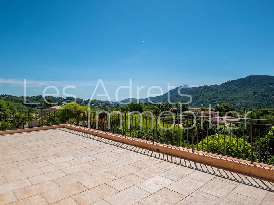 Villa i Les Adrets-de-l'Esterel, Var - foto 1