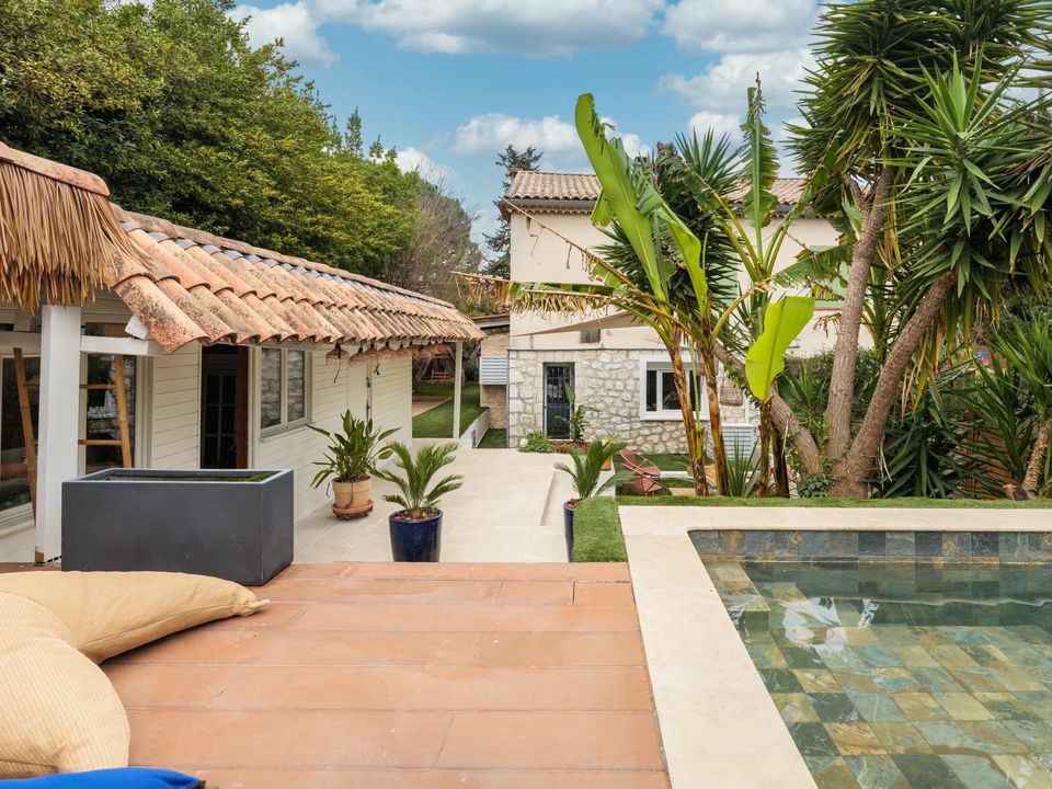 Lejlighed i Saint-Paul-de-Vence, Alpes-Maritimes - foto 1
