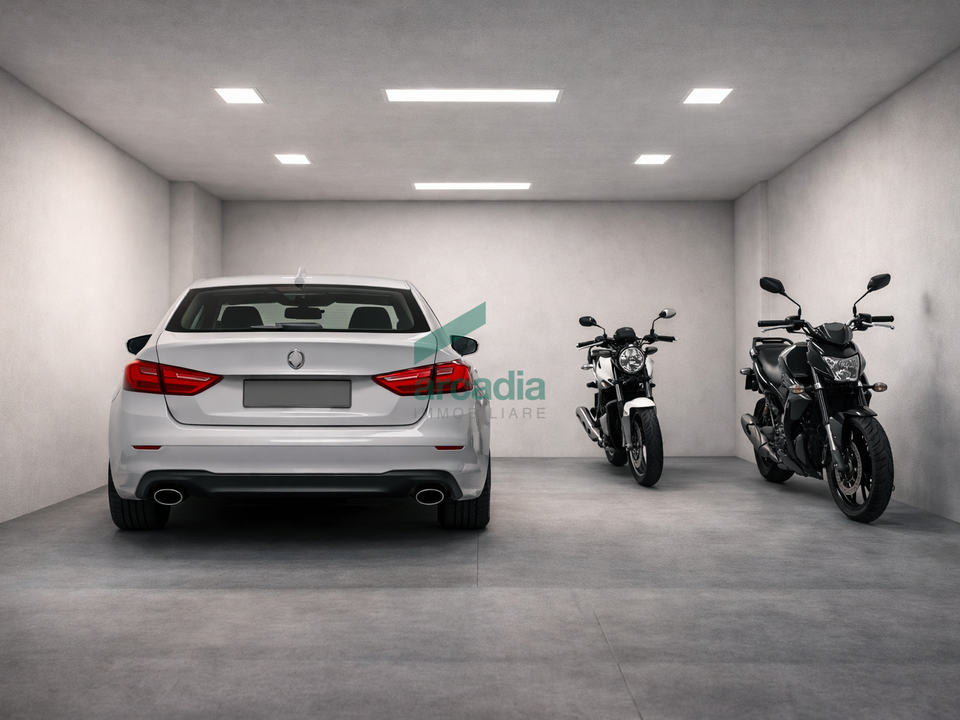 Garage i Bari, Bari - foto 3