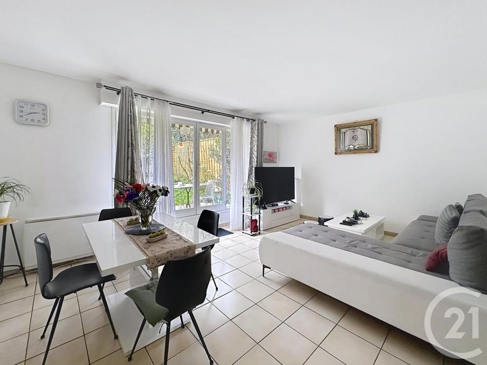 Apartamento en Thiais, Val-de-Marne - foto 1