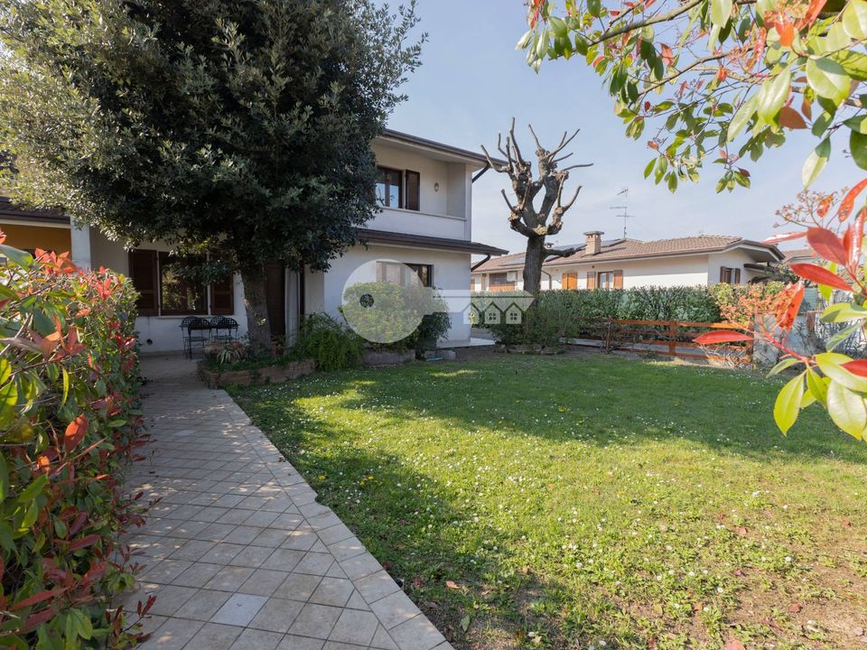 Villa i Isorella, Brescia - foto 1