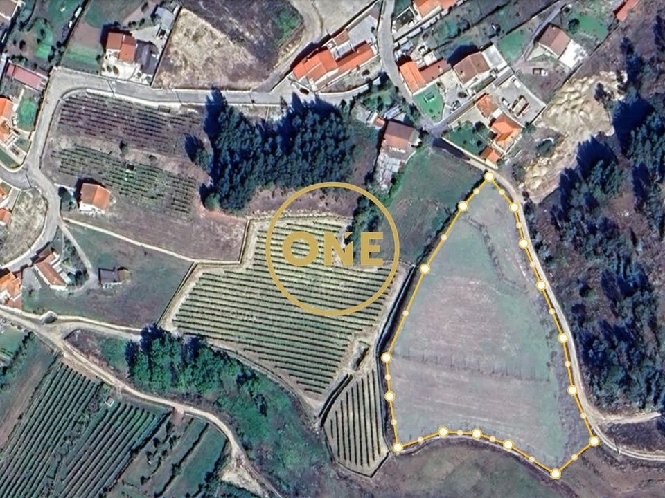Helårsgrund i Penafiel, Porto - foto 1