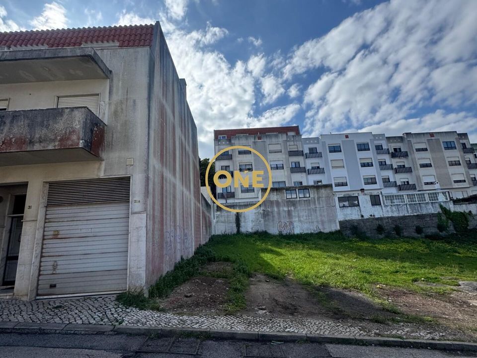 Helårsgrund i Amadora, Lisbon - foto 2