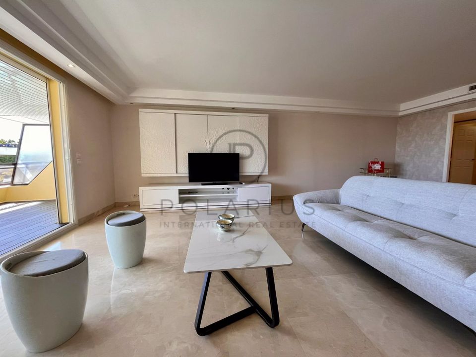 Lejlighed i Saint-Laurent-du-Var, Alpes-Maritimes - foto 3