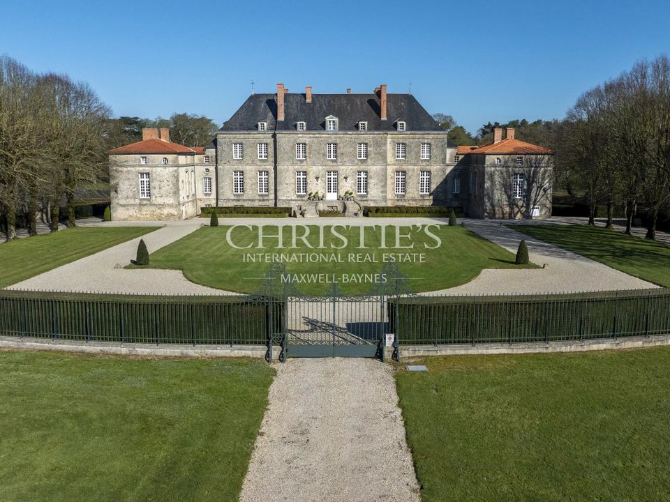 Landejendom i La Roche-sur-Yon, Vendee - foto 4