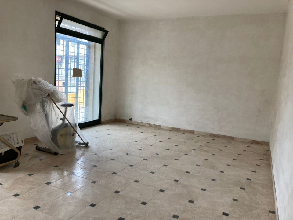 Erhvervsejendom i Guidonia Montecelio, Rome - foto 3