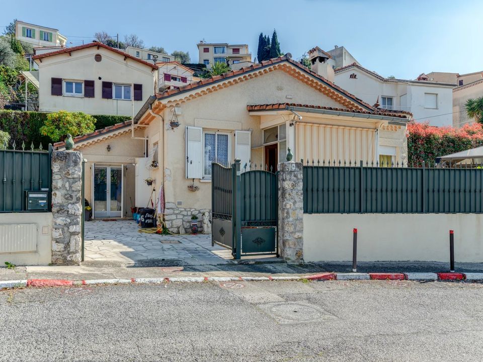 Villa a Nice, Alpes-Maritimes - foto 1