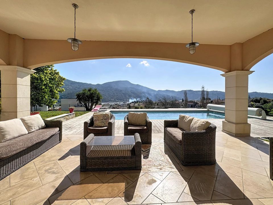 Villa en Carros, Alpes-Maritimes - foto 5
