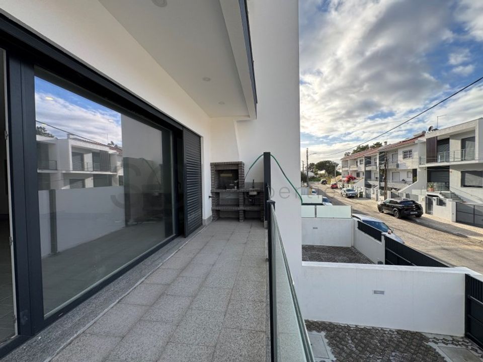 Villa en Corroios, Setubal - foto 1