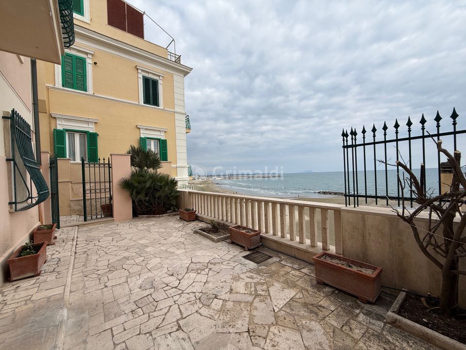Lejlighed i Nettuno, Rome - foto 3