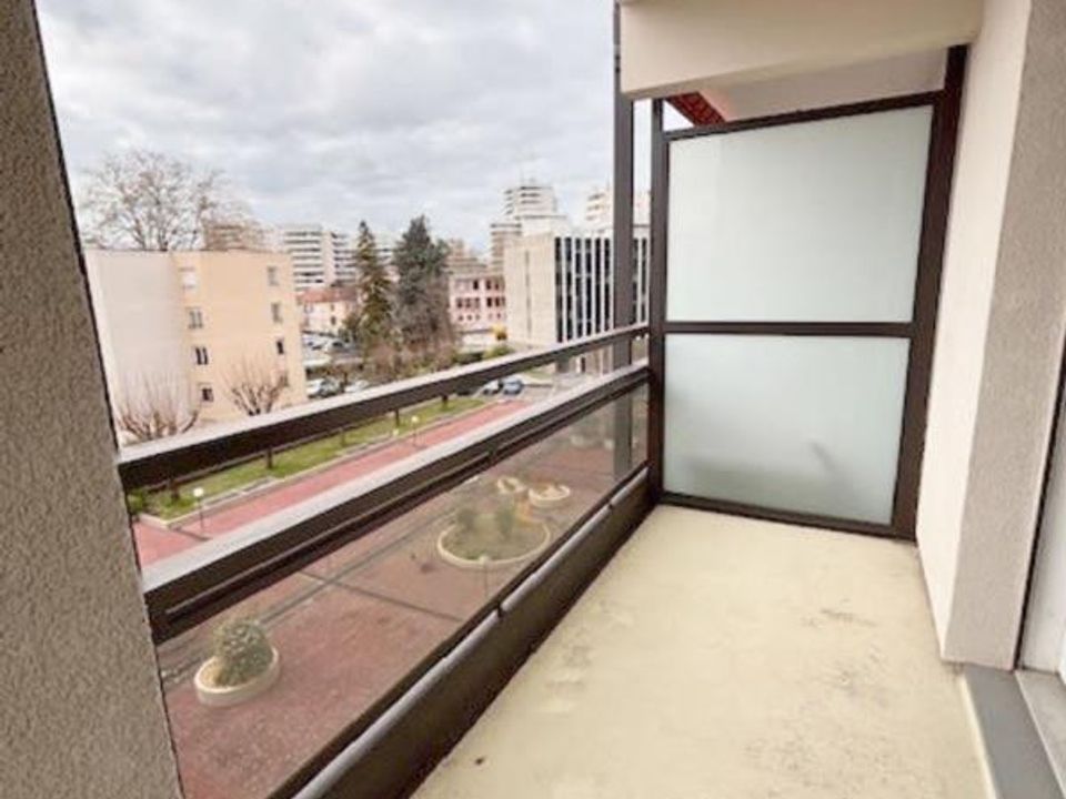 Lejlighed i Villeurbanne, Rhone - foto 3