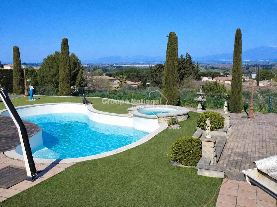 Villa i Saint-Saturnin-lès-Avignon, Vaucluse - foto 1