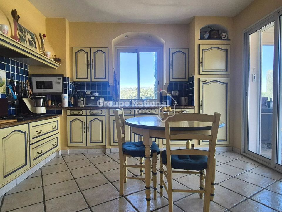 Villa i Saint-Saturnin-lès-Avignon, Vaucluse - foto 4