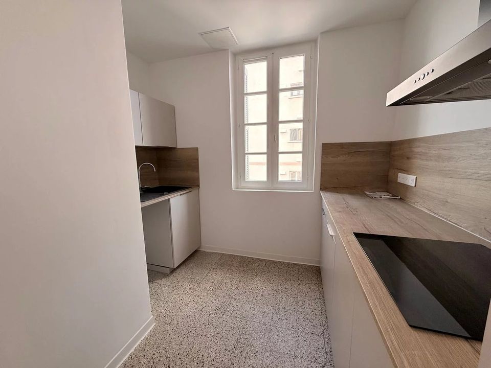 Apartment in Saint-Florent, Haute-Corse - photo 2
