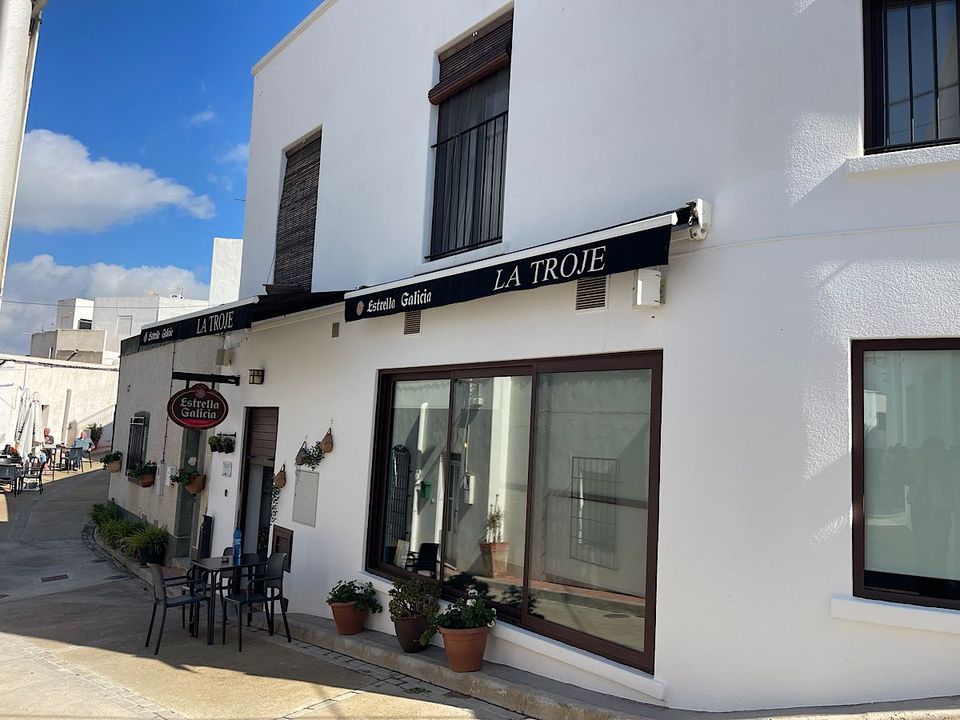 L'establiment comercial a Lucainena De Las Torres, Almeria - foto 1