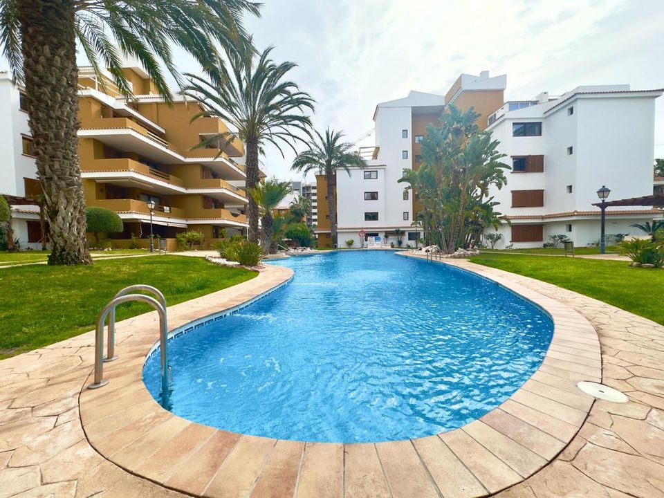 Lejlighed i Torrevieja, Alicante - foto 1
