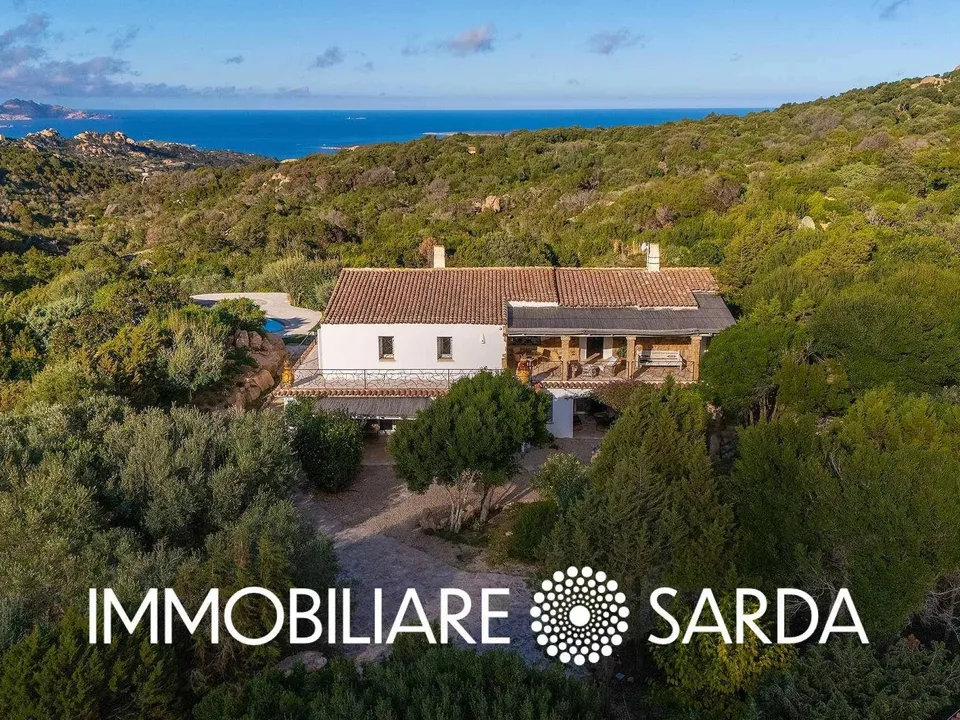 Villa i Arzachena, Sassari - foto 1