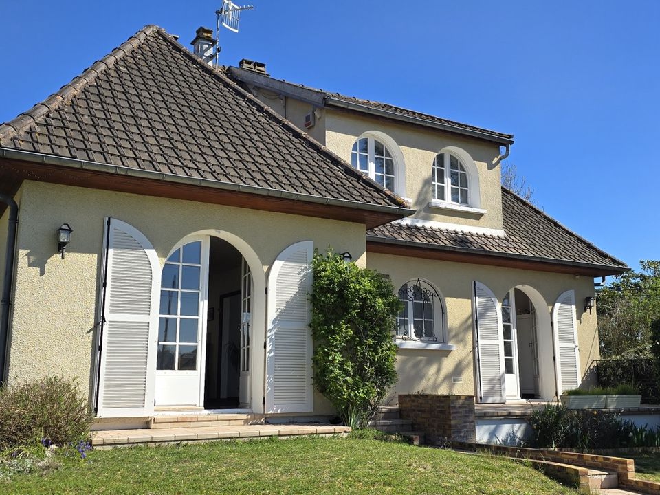 Villa i Saint-Germain-lès-Arpajon, Essonne - foto 1