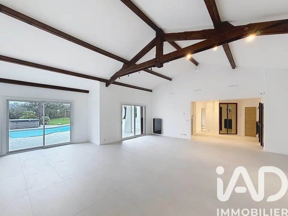 Villa en Bage-Dommartin, Ain - foto 2