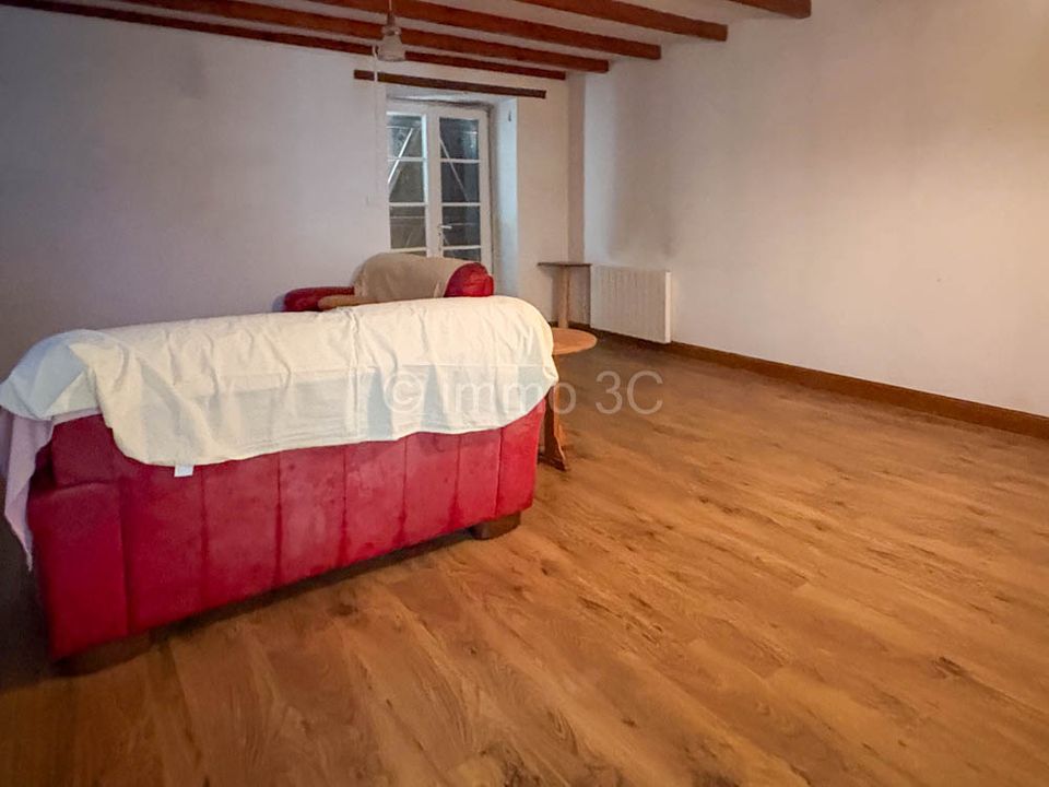 Landsbyhus i Chef-Boutonne, Deux-Sevres - foto 3
