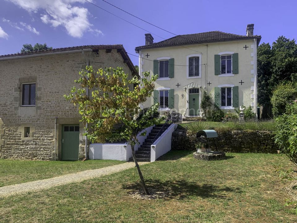 Villa i Sauze-Vaussais, Deux-Sevres - foto 1