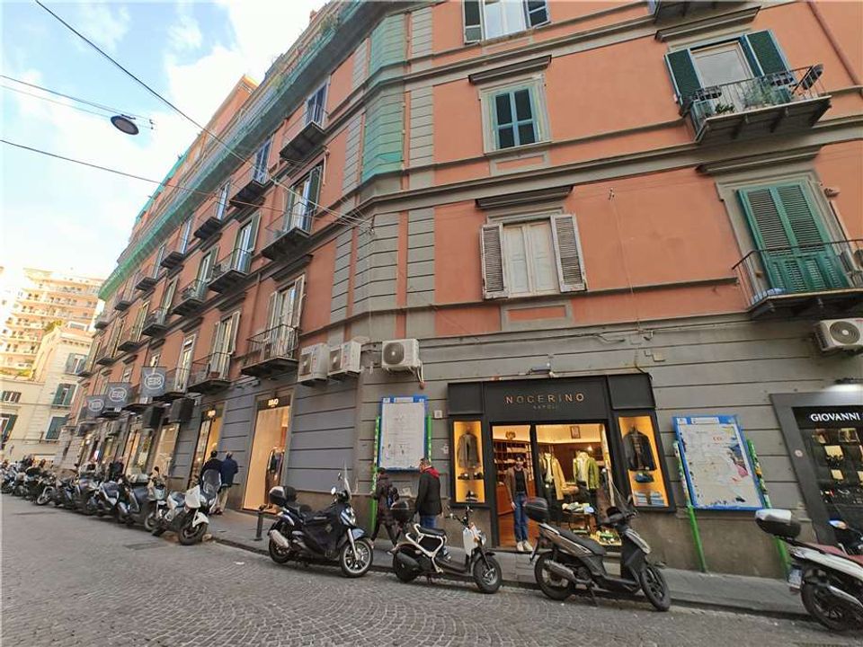 Erhvervsejendom i Naples, Naples - foto 2