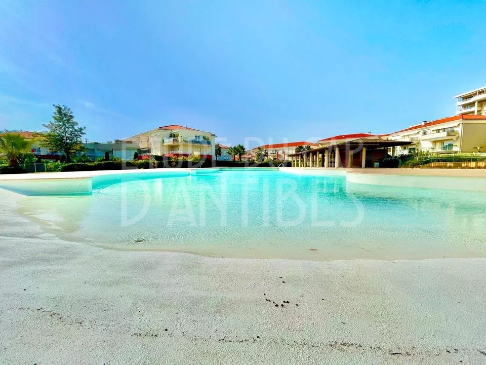 Lejlighed i Juan-les-Pins, Alpes-Maritimes - foto 1