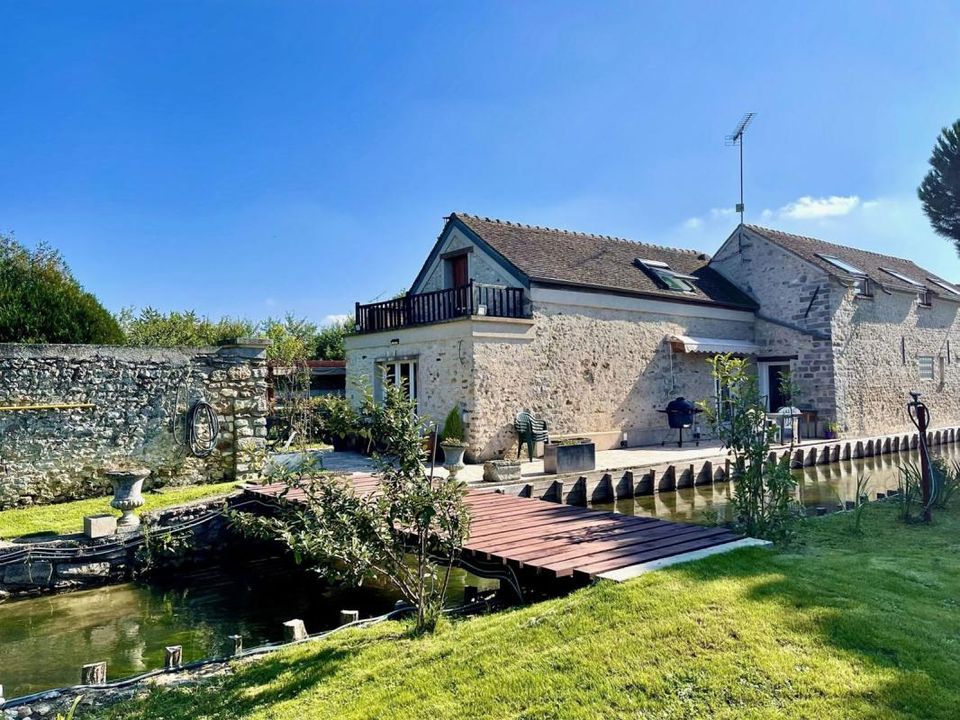 Villa i Saint-Germain-sur-École, Seine-et-Marne - foto 1
